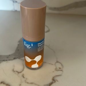 Fig1 Glycolic GlowTreatment